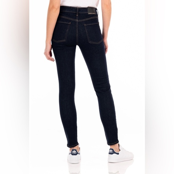 Modern American Mid Rise Skinny Denim Jeans | Color: Rich Dark Rinse | NEW/NWT🔥 - Picture 2 of 9
